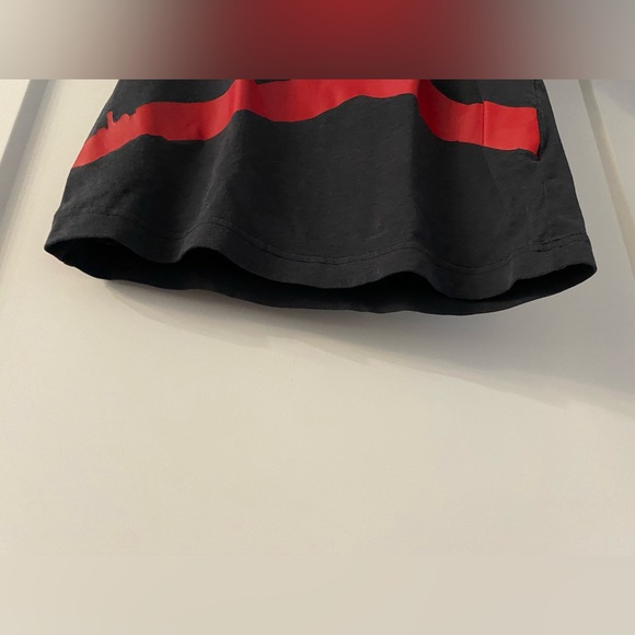 AIR JORDAN | Black T-Shirt with Red Jumpman Brand Logo - Picture 6 of 8